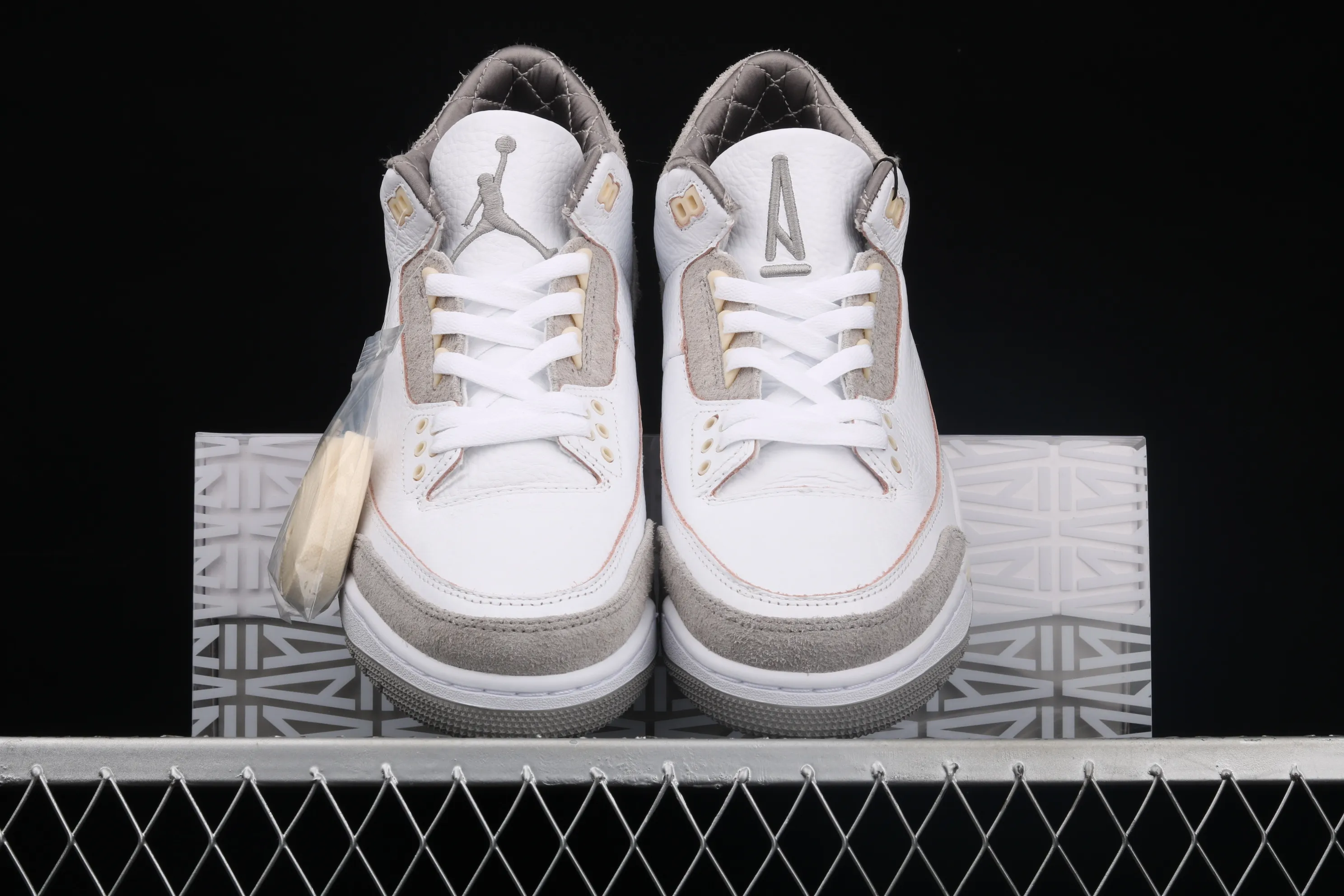 All categories Air Jordan Jordan series basketball shoes Air Jordan 3 L version A Ma Maniére x Air Jordan 3 AJ3 Joe 3 joint basketball shoes DH3434-110